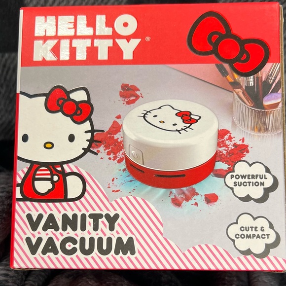 Hello Kitty Mini Vacuum - Picture 2 of 2